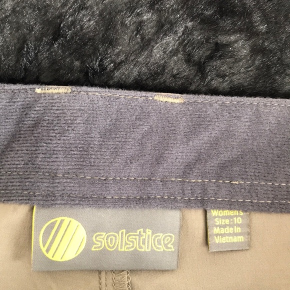 Solstice Women's Stretch Roll Up Pant. 10 - Picture 6 of 8